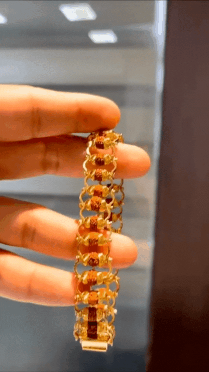 Modern Paanch Mukhi Rudraksha Bracelet (Gold-Plated)